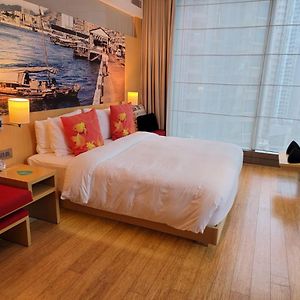 Premium King Room Disability Access